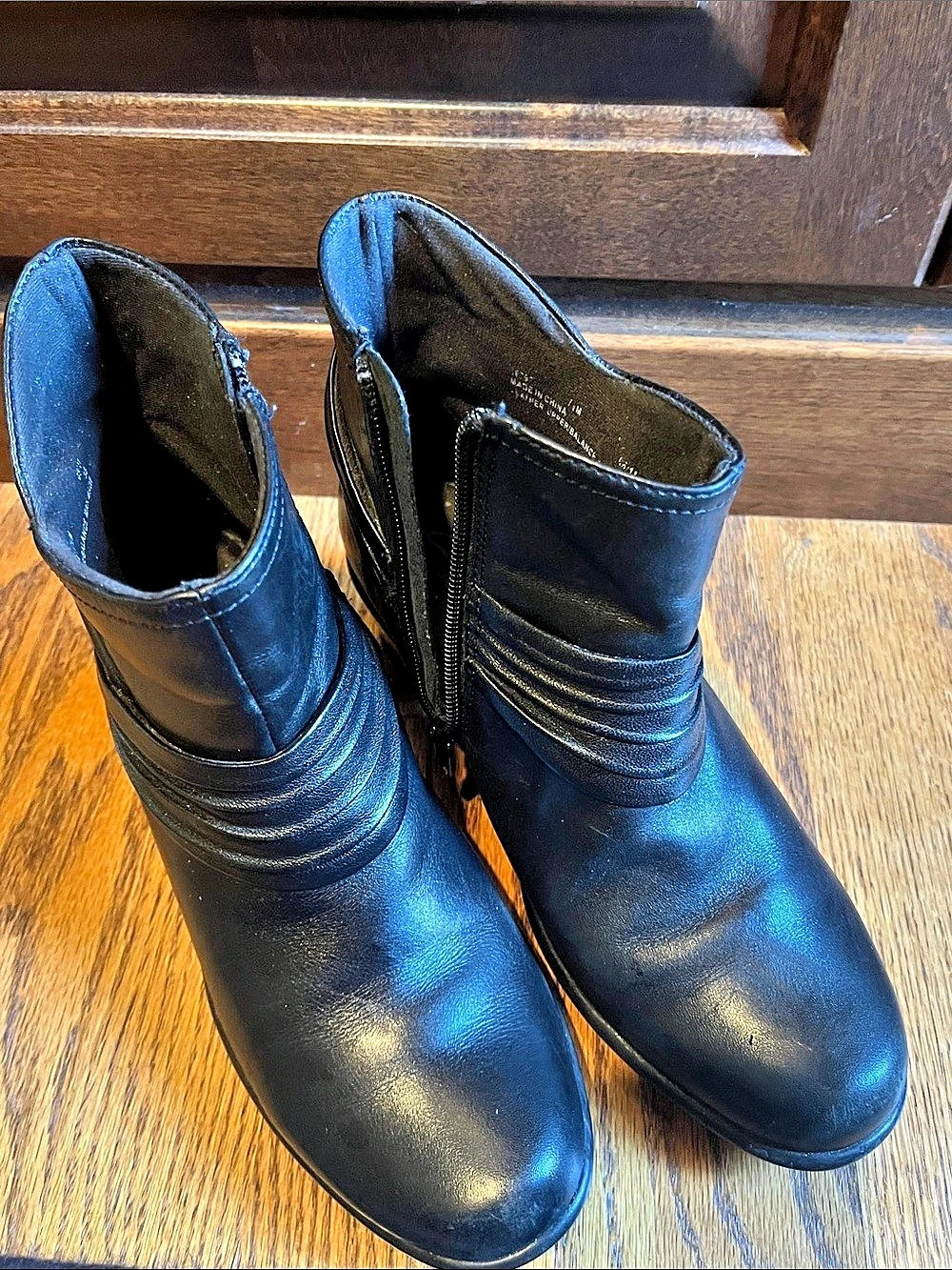 Clarks Bendables Leather Ankle Boots Black US 7.5